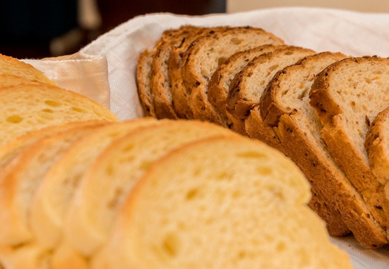 Pane a colazione all'hotel caminetto